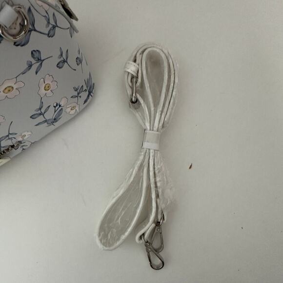 NWTs Snidel Floral Convertible Crossbody Handbag - Picture 16 of 16